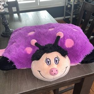 Pillow pet